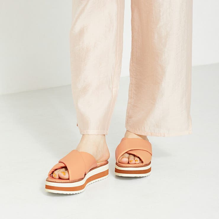 サンダル・ミュール Gucci x The North Face Merino Wool Slides Gucci x The North Face Wool Slides ○ Labellov ○ Buy and