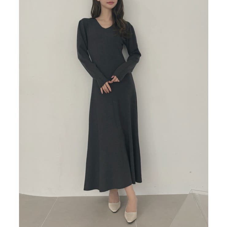 プリンセスライン Vネック 美シルエット ニットワンピース[品番