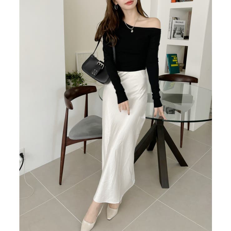 ワンショル デザイン クロップド 長袖 カットソー | Ada. | 詳細画像12 