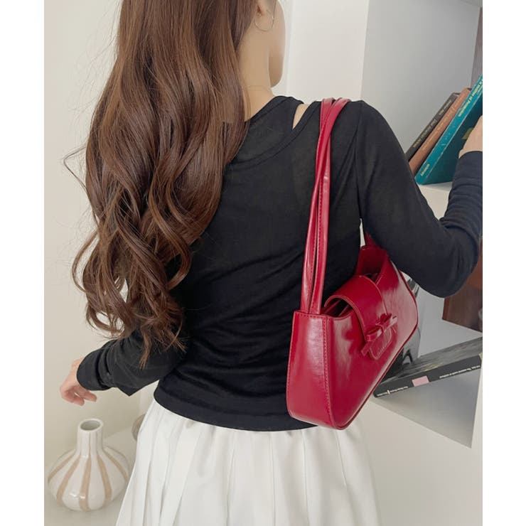 ホルターネック風 ドッキングレイヤード サイドシャーリング シアーカットソー | Ada. | 詳細画像24 