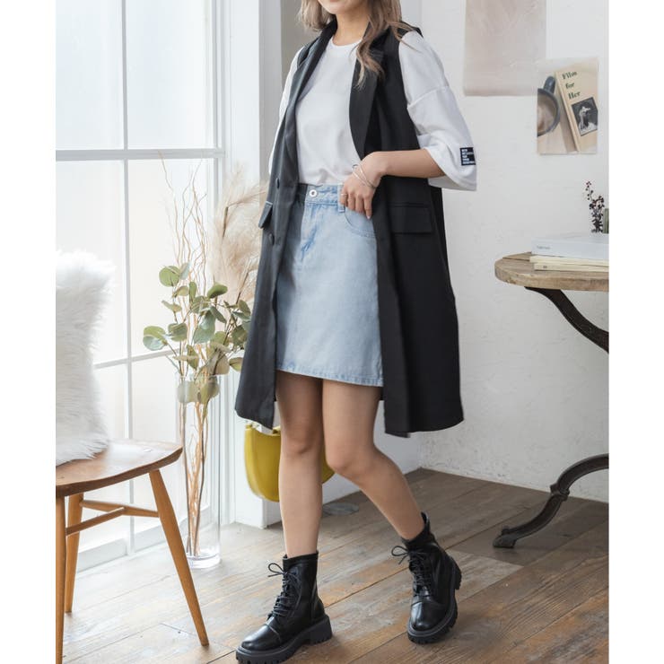 【関税込み】Diesel グレー De-Ada-Fsg デニム ミニスカート Dieselのグレー De-Ada-Fsg デニム ミニスカートがセール中