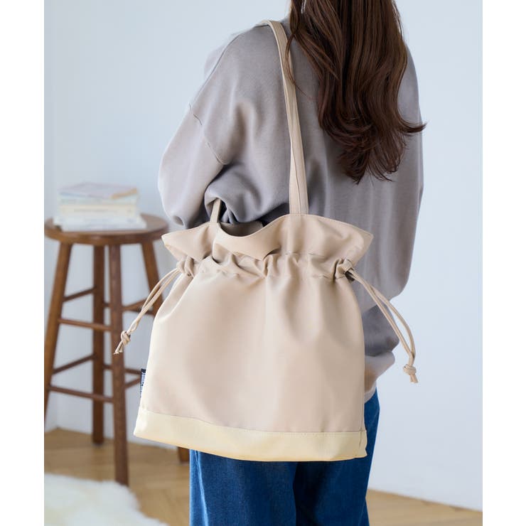 genten アキナバラ　レザー　ハンドバッグ　巾着　トートバッグ　大容量　廃盤 genten アキナバラ レザー ハンドバッグ 巾着 トートバッグ 大