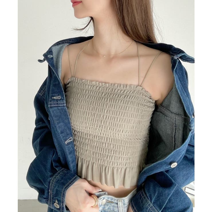 カップ付き ダブルストラップ シャーリング トップス[品番