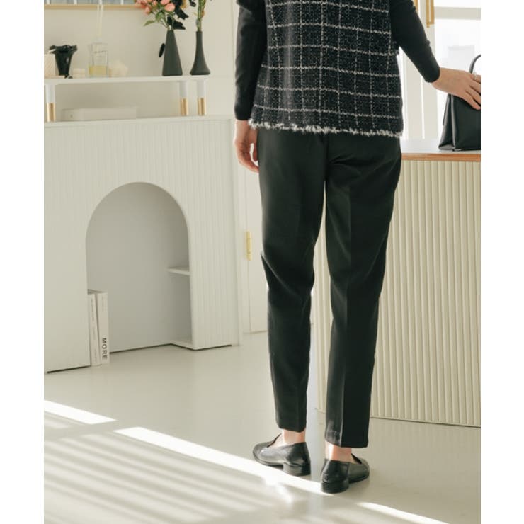 ストレッチ 美脚 タック テーパードパンツ[品番：ORGW0008355