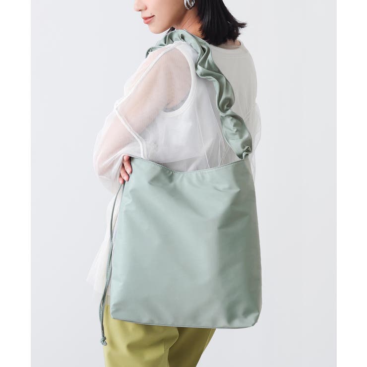 スモーキーグリーン