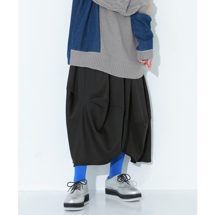 【新品】コハク　変形ティアードスカート　ロングスカート　ブラック　フリーサイズ