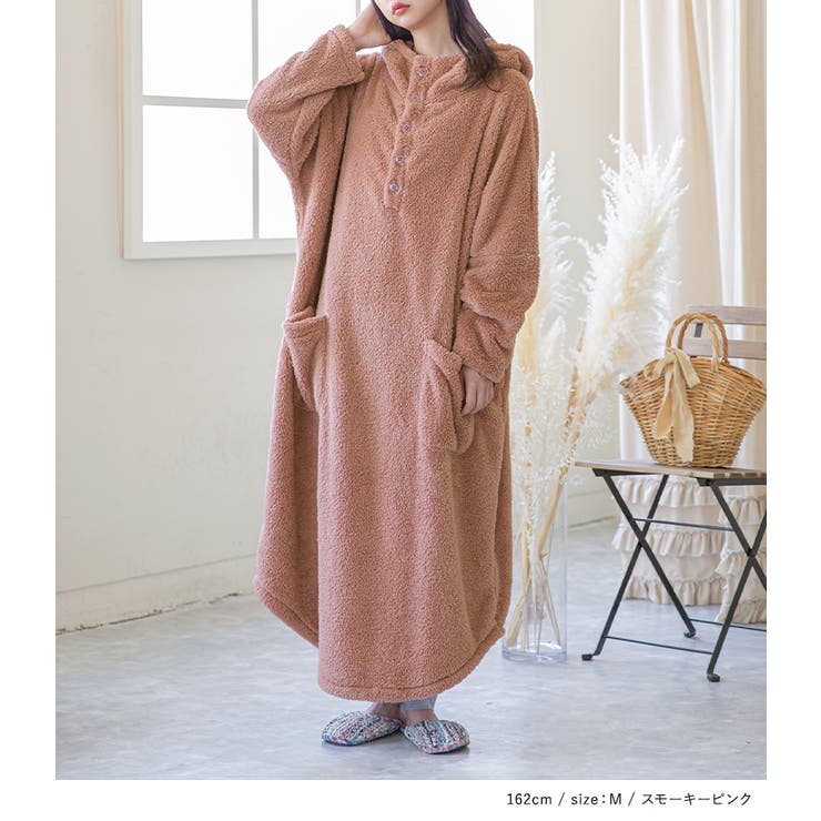 お値下げ！匿名配送　オススメ♡ルルレモン　暖かいモコモコプルオーバー お値下げ！匿名配送 オススメ♡ルルレモン 暖かいモコモコプル