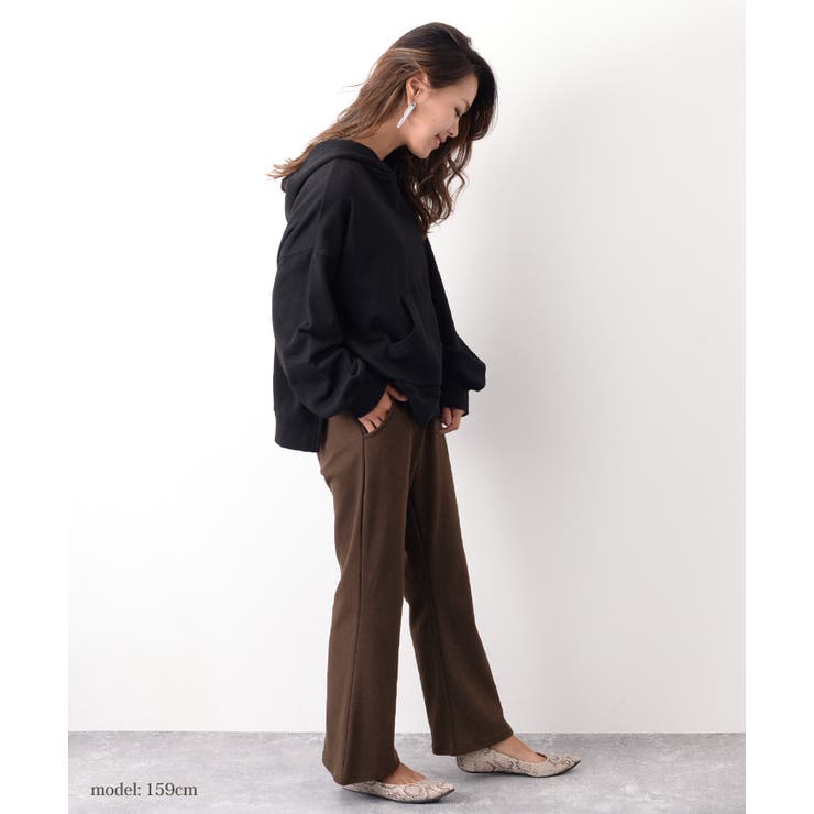 新品タグ付conteセミフレア イージーパンツ辺見えみり 