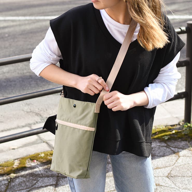 collection PRIVEE? ブルーグレーショルダーバッグ ペレボルサ PELLE BORSA 「レネットグッズ」ショルダーバッグ