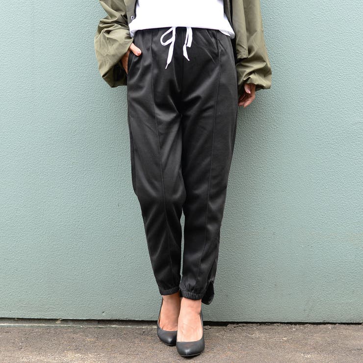 ブラック | ドロスト付き裾スリットジョガーパンツ レディース ボトムス | REAL STYLE