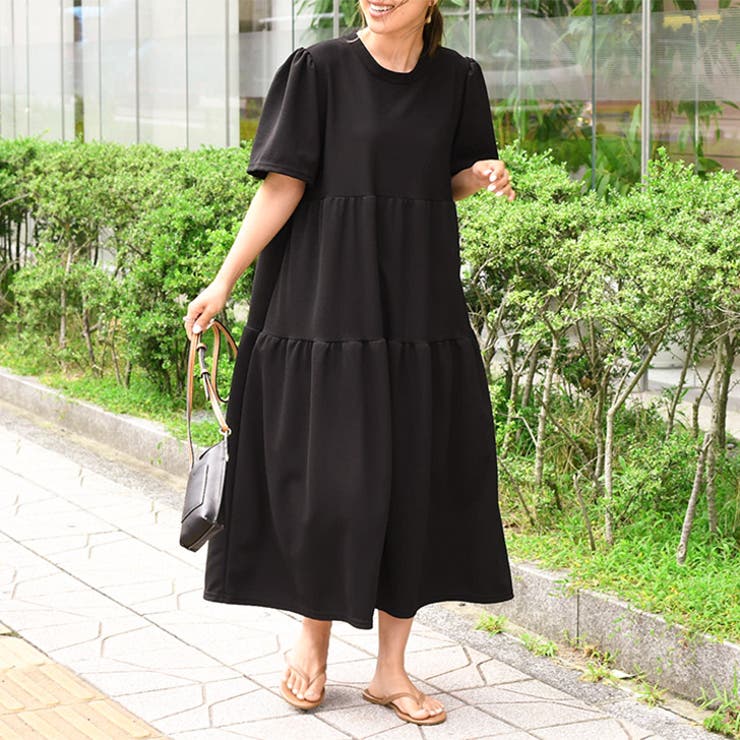 ブラック