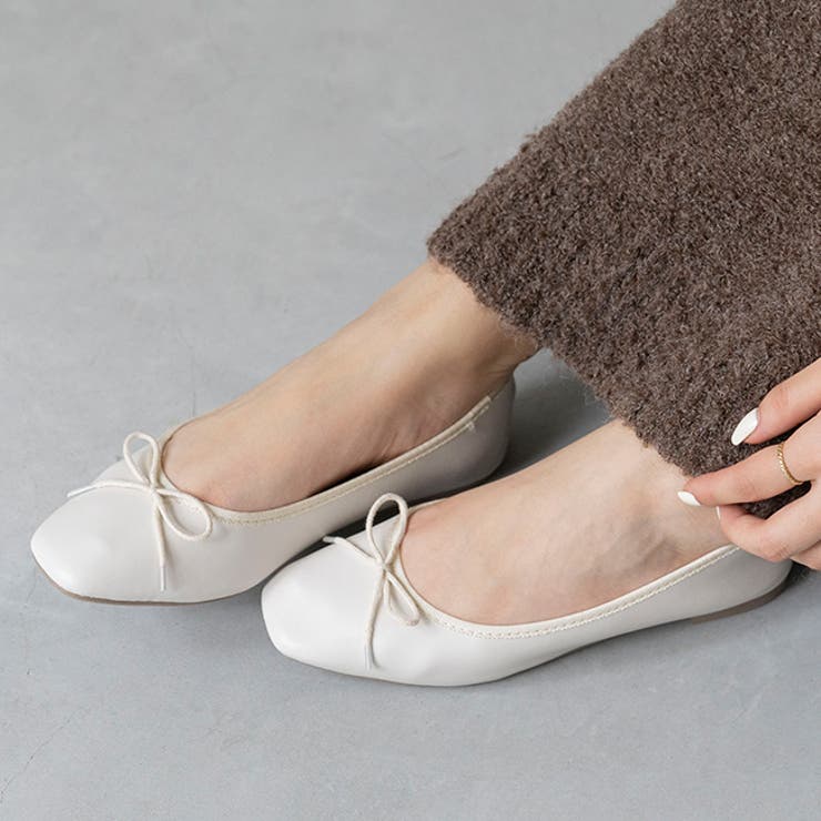 1006オフホワイトPU | スクエアトゥ バレエシューズ バレエコア | welleg