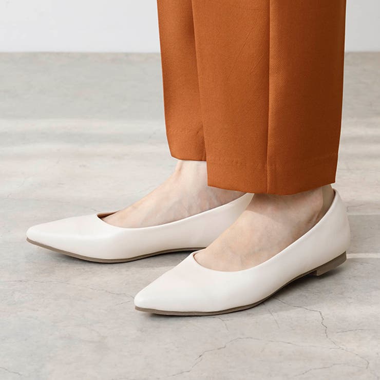 1006オフホワイトPU | 【エアスイート】 軽量 静音 | welleg