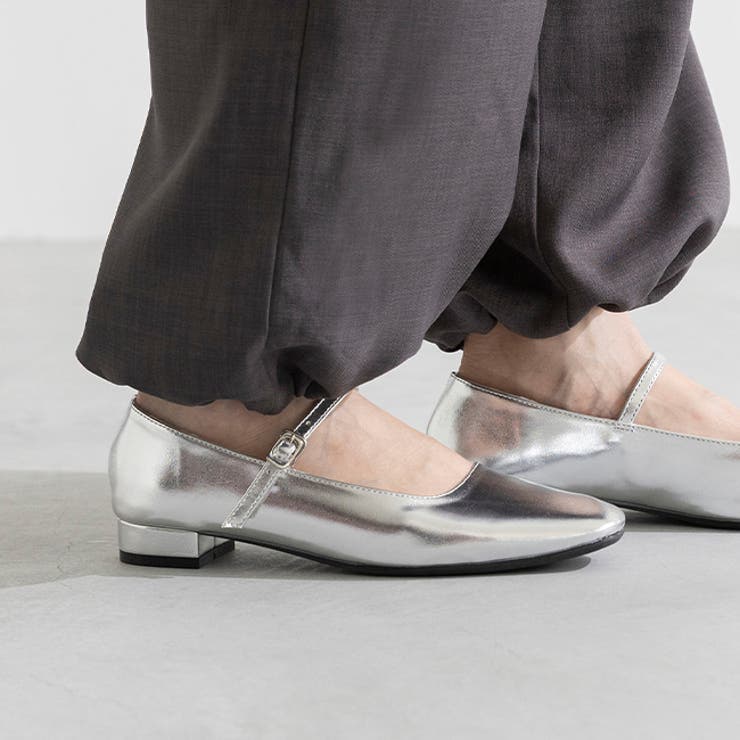 1140シルバーPU | パンプス 走れる ストラップ | welleg