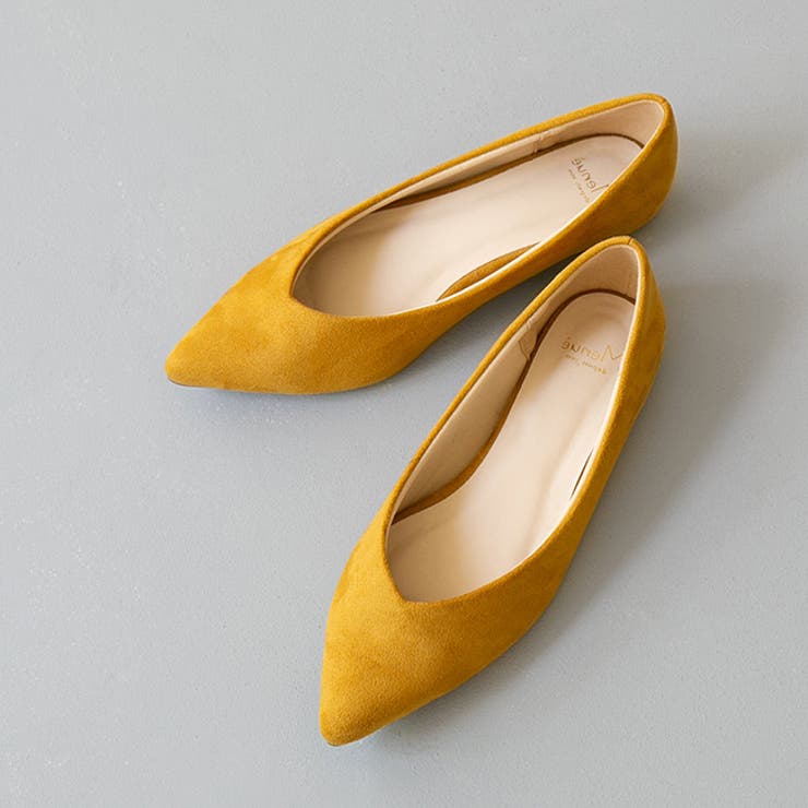 美品YELLO イエロー パンプス ヒール 23.5 Mサイズポインテッドトゥ 美品YELLO イエロー パンプス ヒール 23.5 Mサイズポインテッド