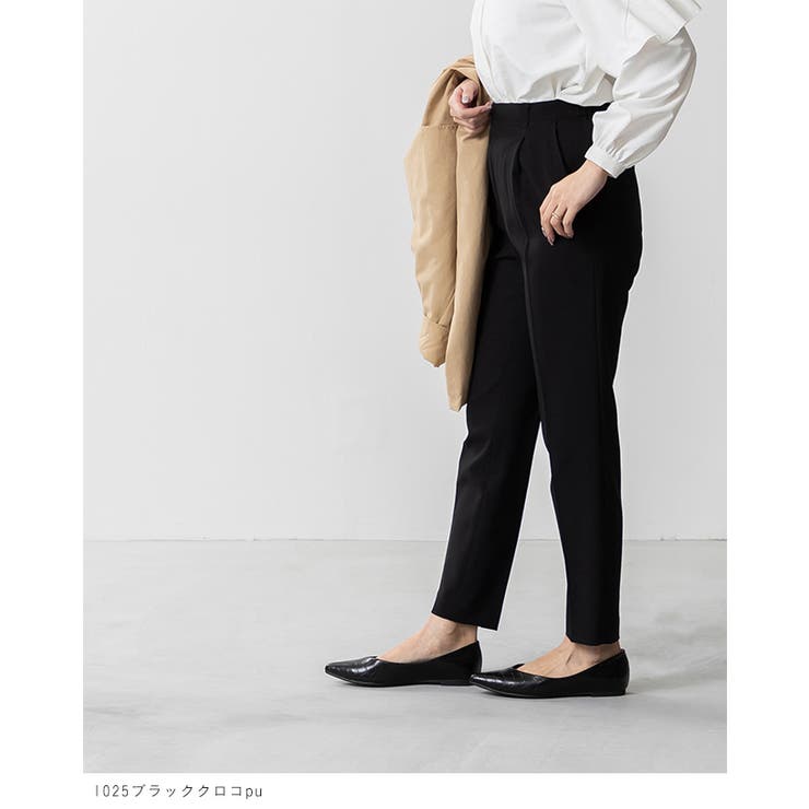 美品✨REMME Vカット パンプス ローヒール ポインテッドトゥ 38 黒 楽天市場】REMME レメ Vカット レザー ローヒールパンプス 2色