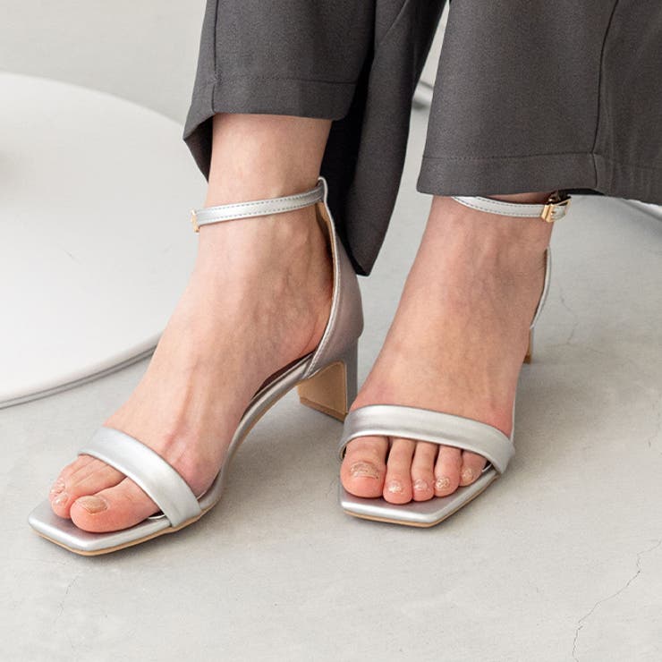 1140シルバーPU | サンダル ストラップ 脱げない | welleg