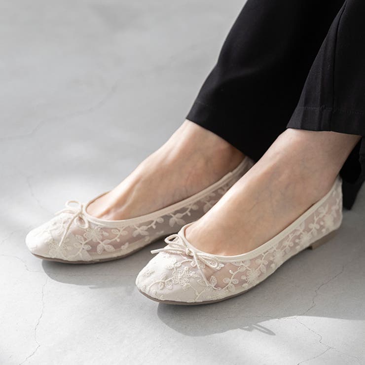 4222アイボリーレース | スクエアトゥ バレエシューズ バレエコア | welleg