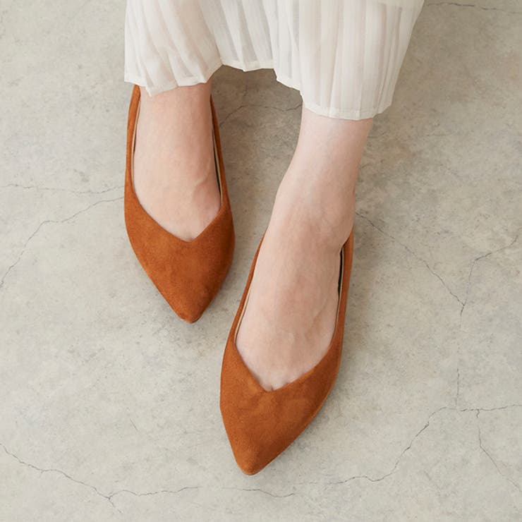 3080キャメルSD | ポインテッドトゥ Vカットデザイン ローヒール | welleg
