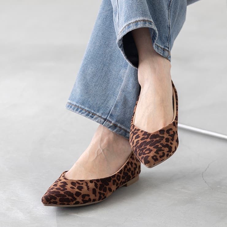 3171レオパードsd | ポインテッドトゥ Vカットデザイン ローヒール | welleg