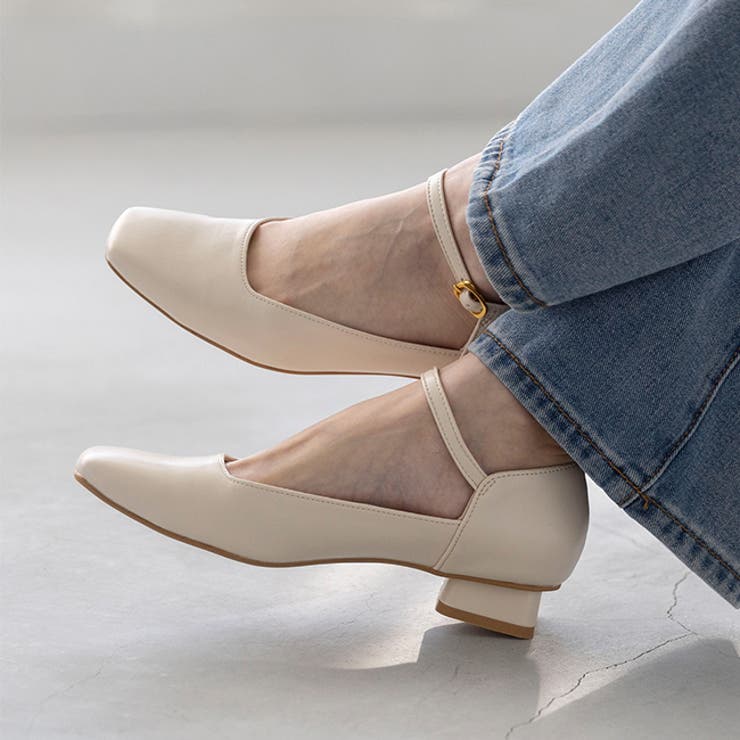 1001アイボリーPU | スクエアトゥ ストラップ 変形ヒール | welleg