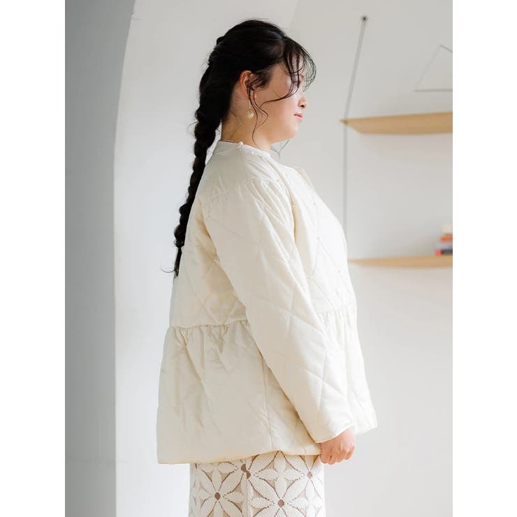 prose verse（プロズヴェール）の「キルティングパールペプラムジレ（ベスト）」 - WEAR