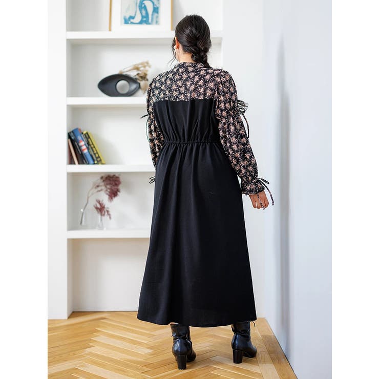 【新品未使用】REGENCE 花柄ワンピース　異素材ドッキング　42 花柄ワンピ チューリップ柄 ドッキングワンピース[品番