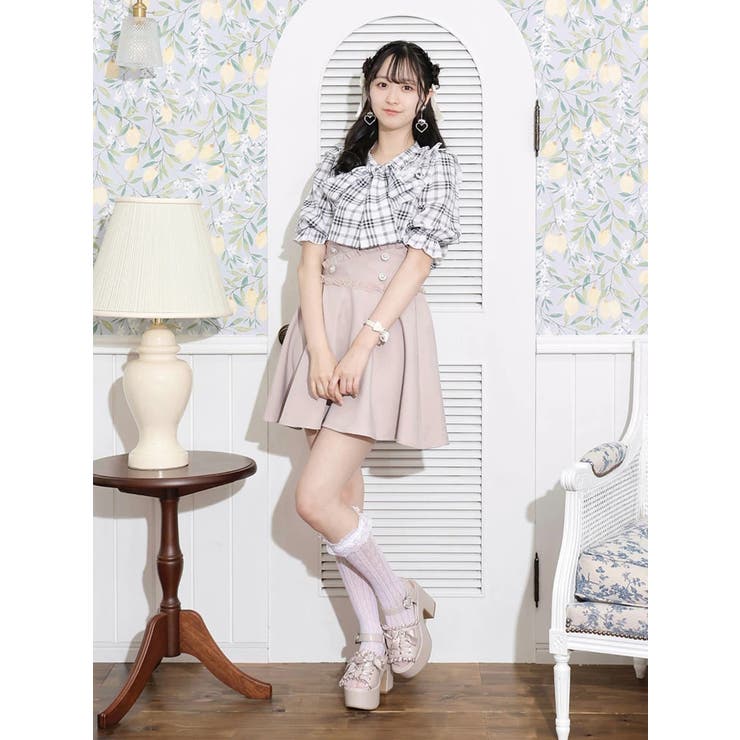 大幅値下げしました！新品未使用　レースアップサンダル　juemi ジュエミ Juemi ポップアップストア 銀座三越に3月20日オープン！ | 株式