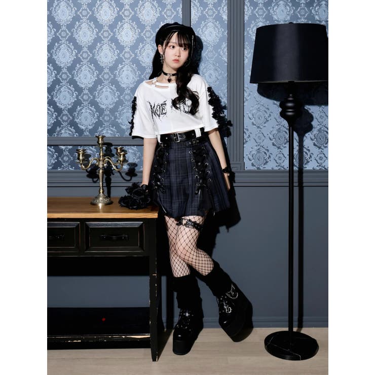 レザーベルトクロップド裏毛Tシャツ[品番：PLMW0012201]｜NOEMIE