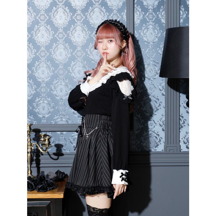 バックスピンドルゴシックカットソー[品番：PLMW0013487]｜NOEMIE