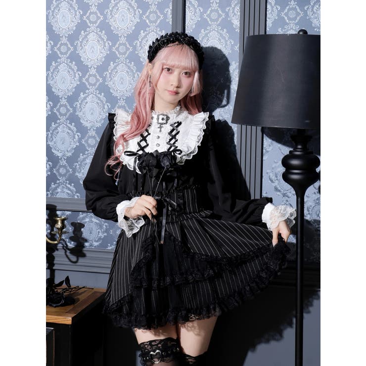 黒 | ゴシックチョーカーバックルレースアップブラウス | NOEMIE