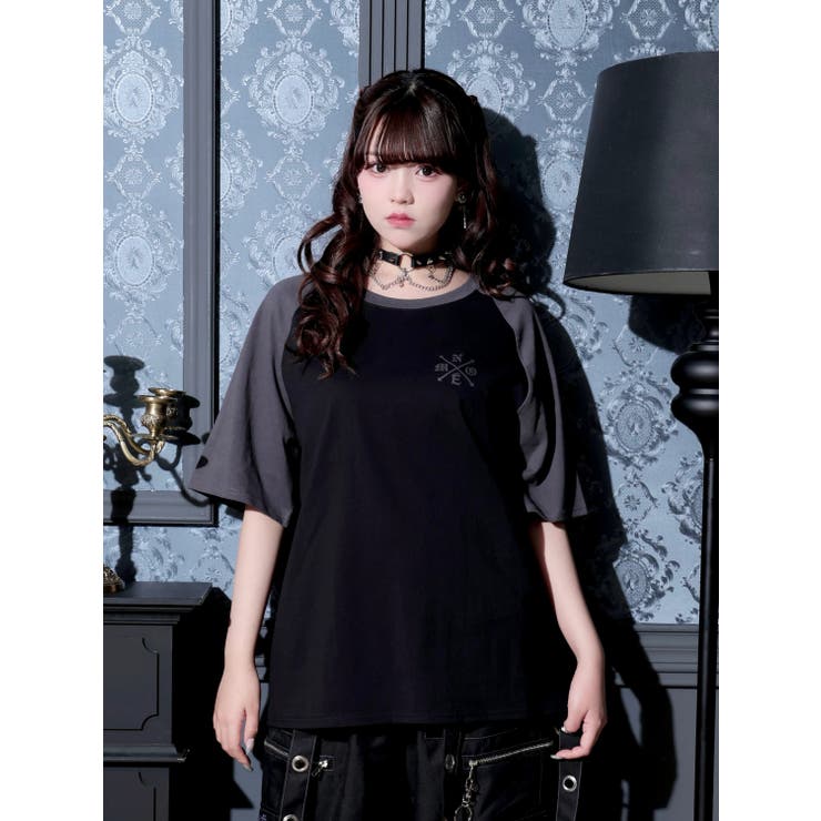 濃グレー | ラグランデビルバックプリントTシャツ | NOEMIE