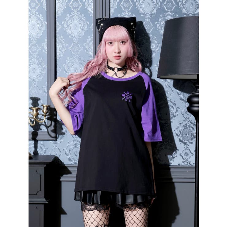 紫 | ラグランデビルバックプリントTシャツ | NOEMIE