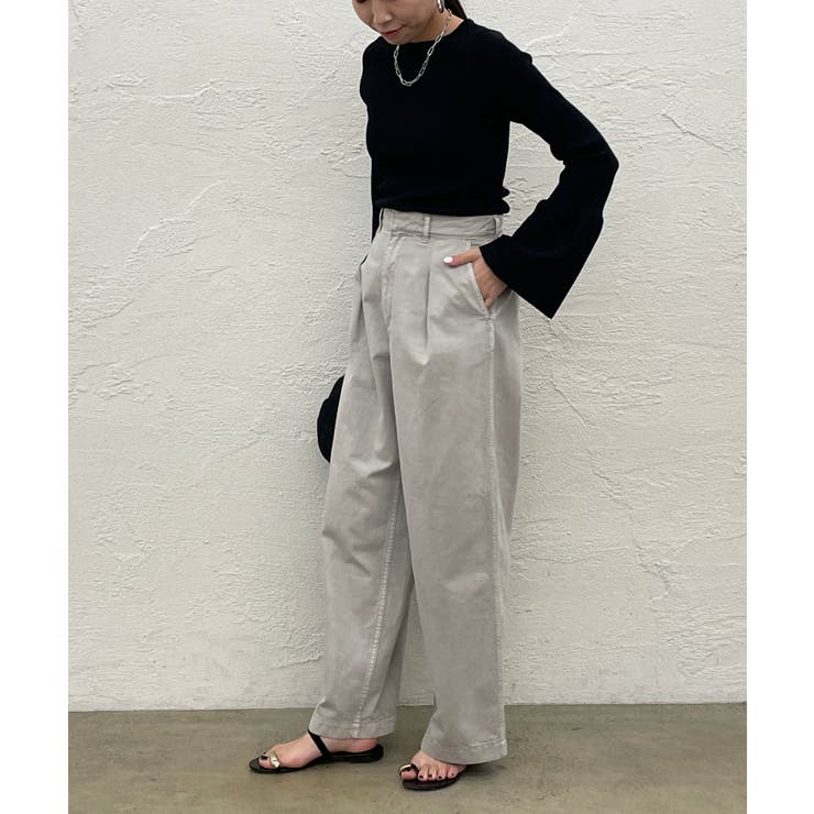 LOUNGEDRESS（ラウンジドレス）の「ベルスリーブブラウス