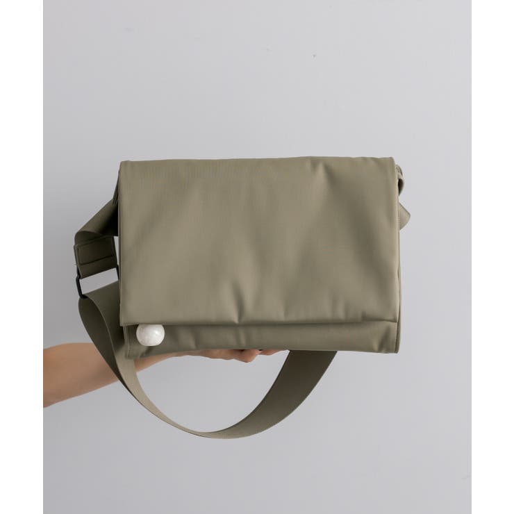 ear PAPILLONNER】【撥水】ボールフラップショルダー[品番