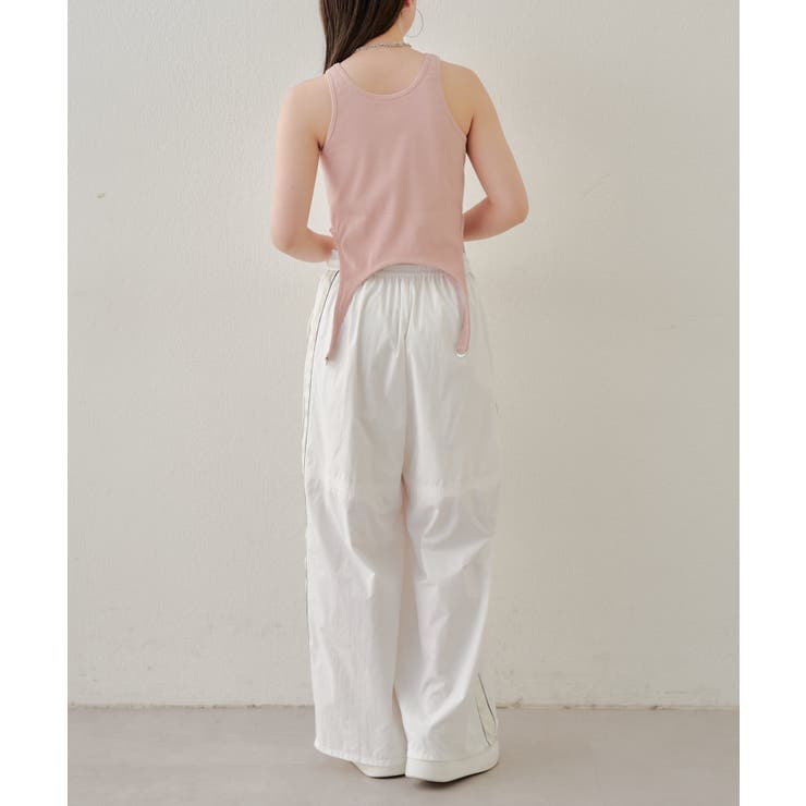 と*る様 25ss CHICO 新品タグ付き ホルターデザインチュール ノースリ と*る様 25ss CHICO 新品タグ付き ホルターデザインチュール