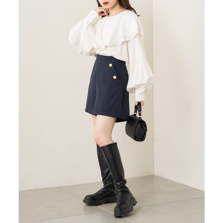 ＊人気＊ SANDRO   ボタン付き ハイウエスト ショートパンツ 人気＊ SANDRO ボタン付き ハイウエスト ショートパンツ