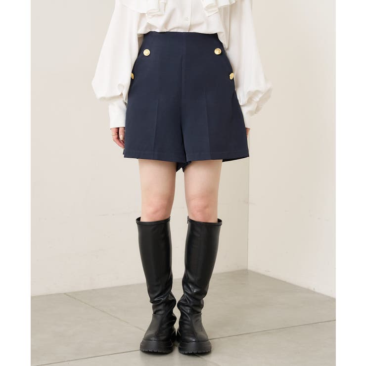 ＊人気＊ SANDRO   ボタン付き ハイウエスト ショートパンツ 人気＊ SANDRO ボタン付き ハイウエスト ショートパンツ