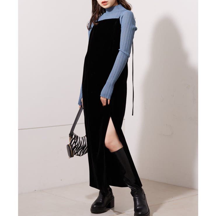 キャミワンピース プリーツ ロング シンプル サイドスリット 2色 She's Closet（シーズクローゼット）の「メッシュ編み透かし柄