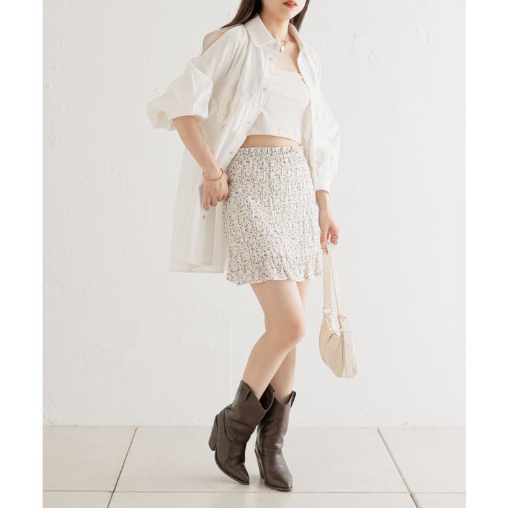 シャーリングミニスカート セール】小花柄シャーリングミニスカート（スカート）｜Chico