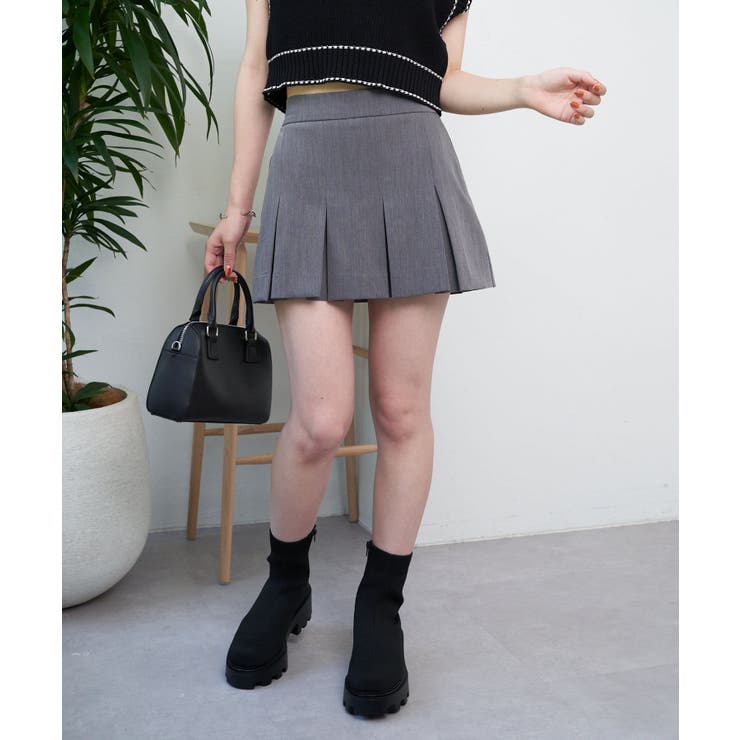 【Chico】ワイドプリーツミニスカパン[品番：PALW0002557]｜PAL GROUP  OUTLET（パルグループアウトレット）のレディースファッション通販｜SHOPLIST（ショップリスト）