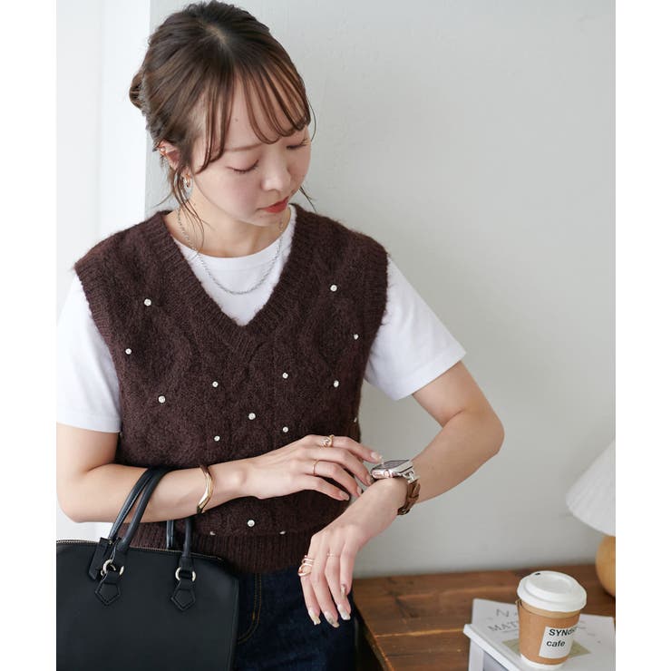 ニット セーター ビジュー使いケーブルショートベスト レディース ビジュー使いケーブルショートベスト（ニット/セーター