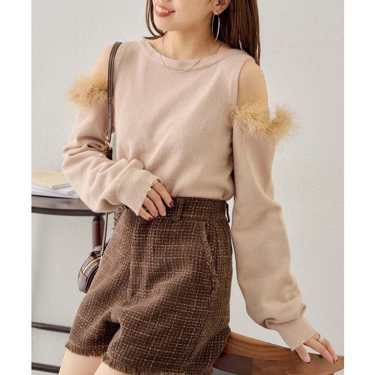 GBEI | 【Chico】肩スリットファー付きニット | PAL GROUP OUTLET