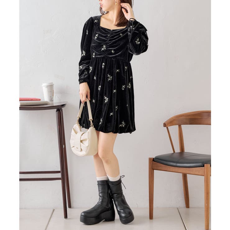【Chico】ベロアフラワー刺?ミニOP[品番：PALW0004427]｜PAL GROUP  OUTLET（パルグループアウトレット）のレディースファッション通販｜SHOPLIST（ショップリスト）