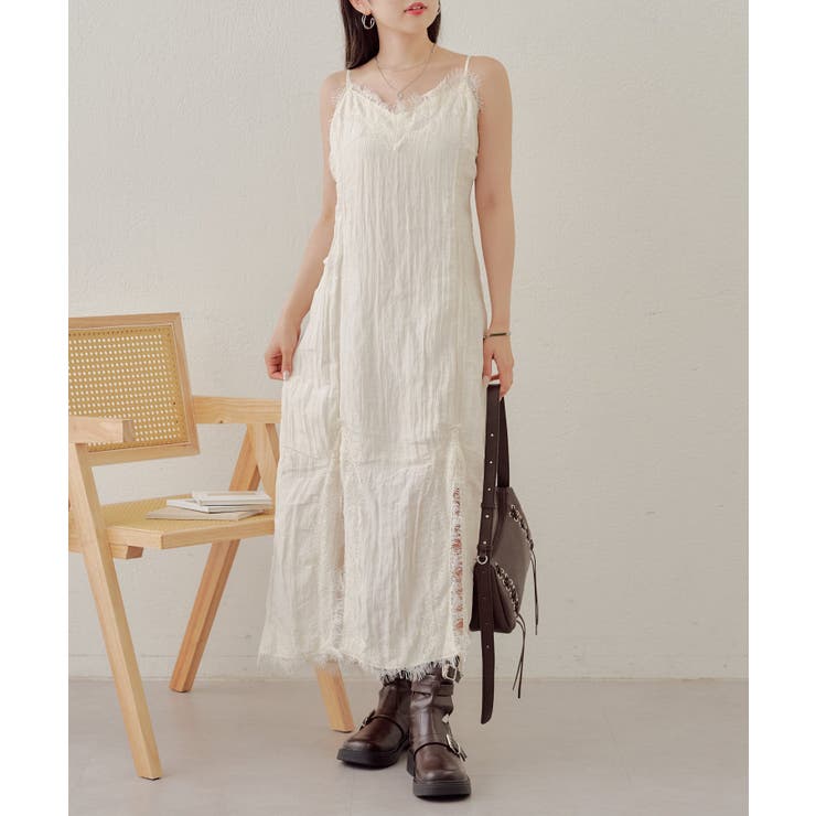 お値下げ♡超美品♡BETOUPE CHESSWOOLフーディー セール】【2023SS】パット付ブラチューブトップス（キャミソール