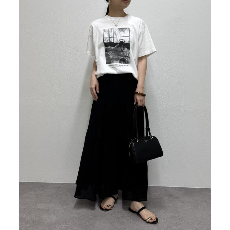 【新品タグ付】ラウンジドレス 楊柳ティアードスカート カーキ Loungedress - 新品 Loungedress 楊柳ティアードスカート