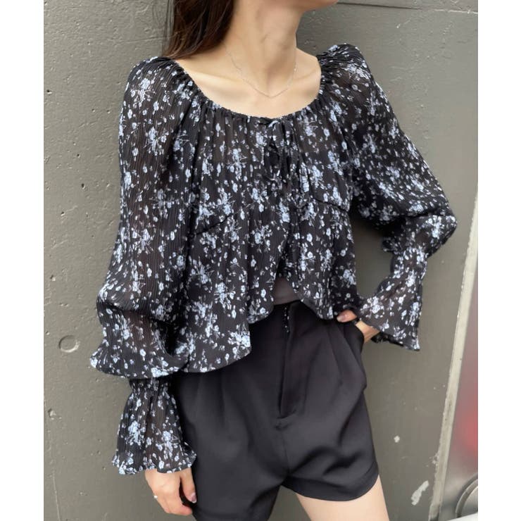 BLK | 【mystic】楊柳花柄ブラウス | PAL GROUP OUTLET