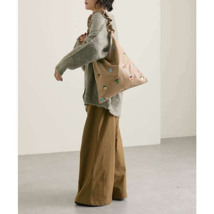 ear PAPILLONNER】刺繍ワンハンドル[品番：PALW0006098]｜PAL