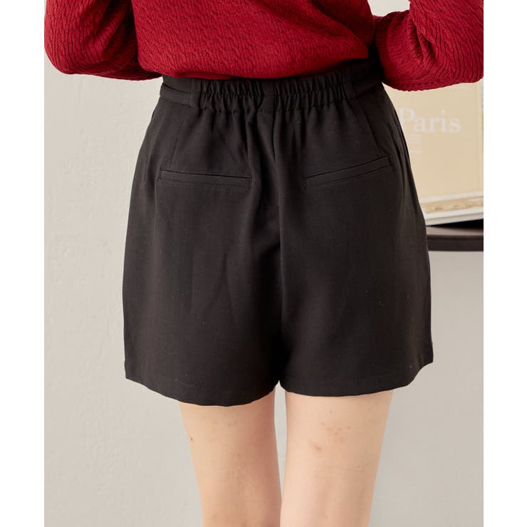 Chico オーバーダブルジャケット・チャーム付タックショートパンツ Chico オーバーダブルジャケットチャーム付タックショートパンツ