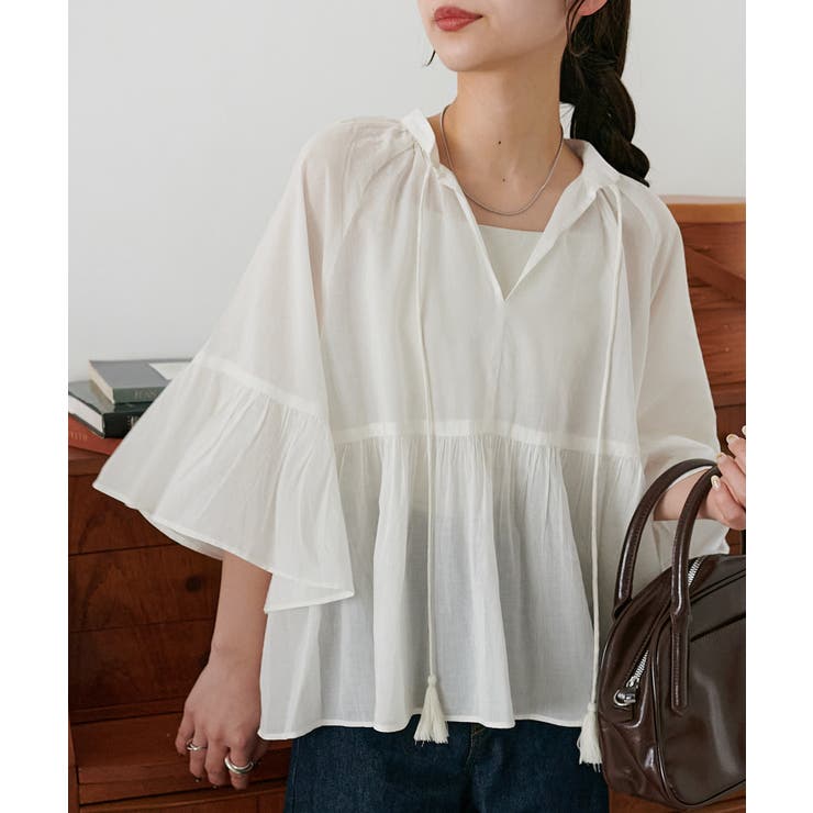 オフホワイト | 【Discoat】【India】袖フレアスキッパーブラウス | PAL GROUP OUTLET